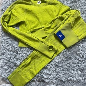 JoyLab Lime Green Textured Set